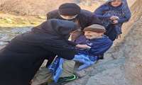 امداد رسانی به فرد سالخورده سانحه دیده در ارتفاعات جاده چالوس